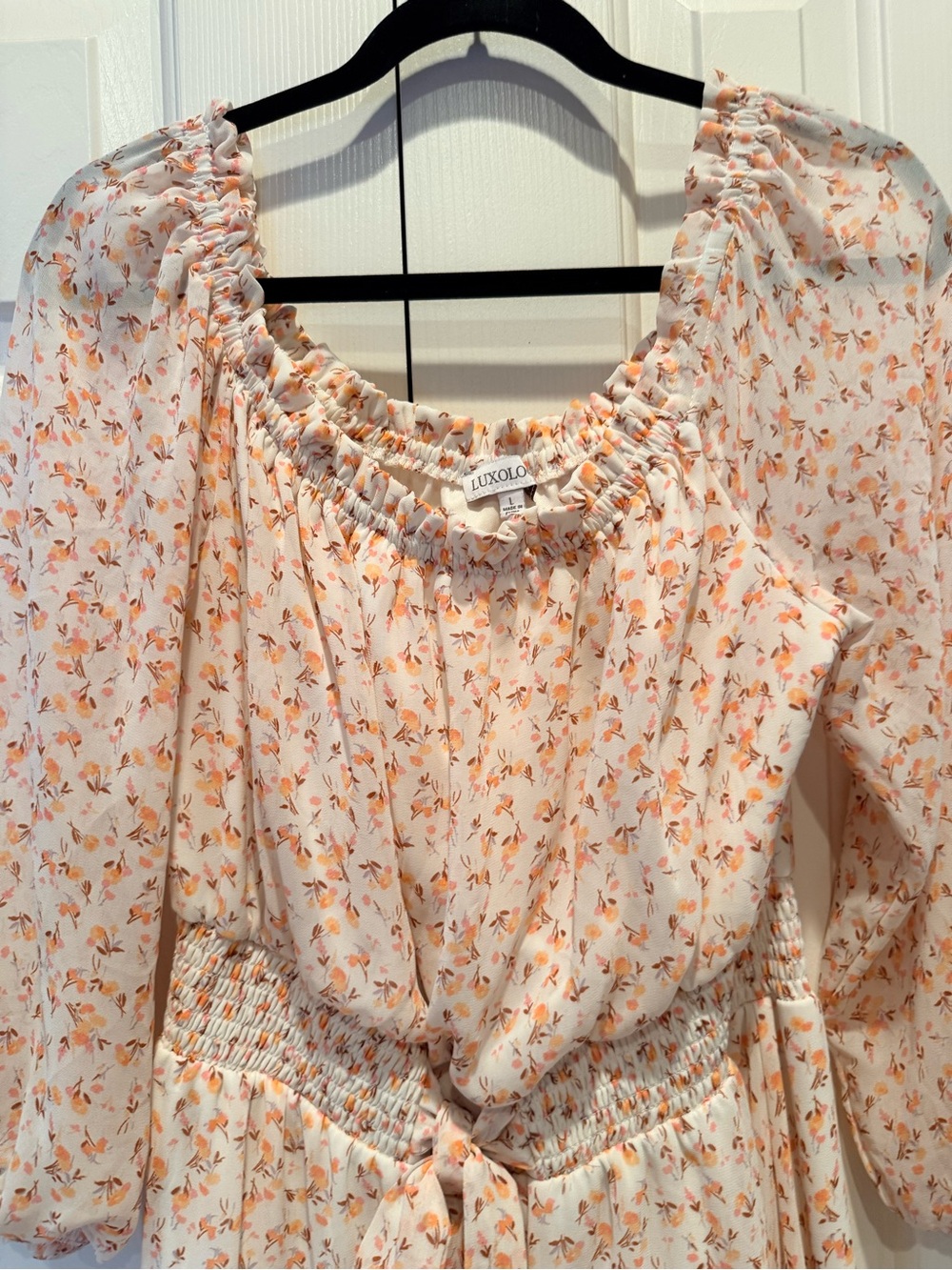 Luxology Long-Sleeve Floral Maxi High Low Dress in Cream and Coral Pink - Picture 7 of 8